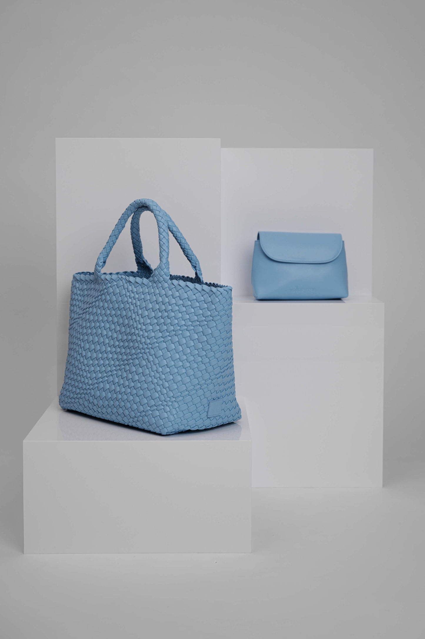 "A LA PLAGE" - BLUE