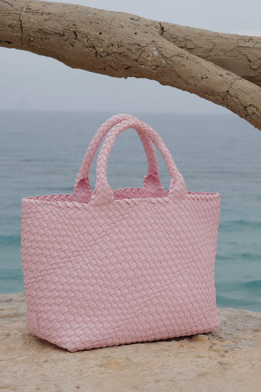 "A LA PLAGE" - PINK