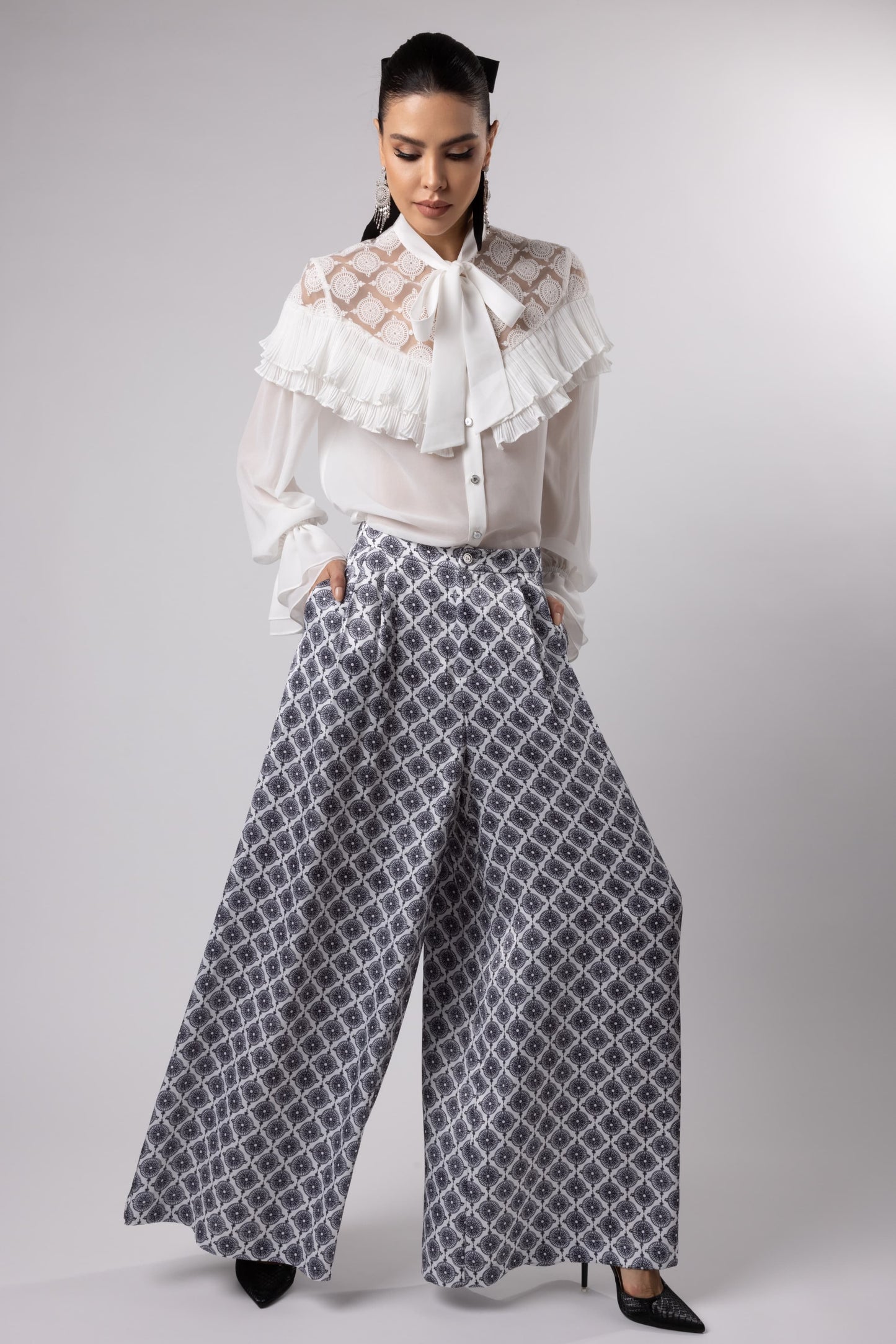 PRINCESS GREECE  - WHITE