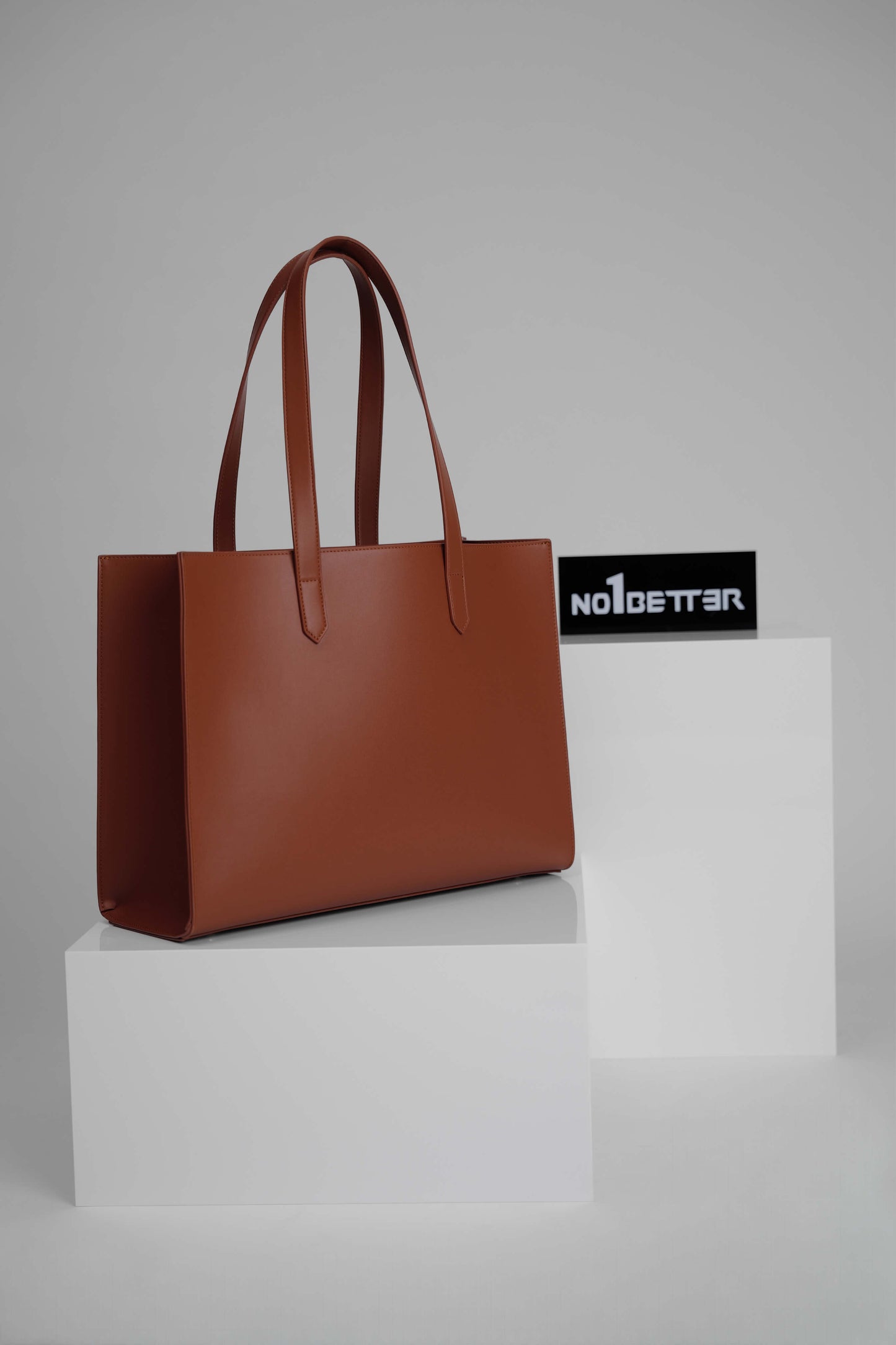"TOTE LA SEMAINE" -  BROWN