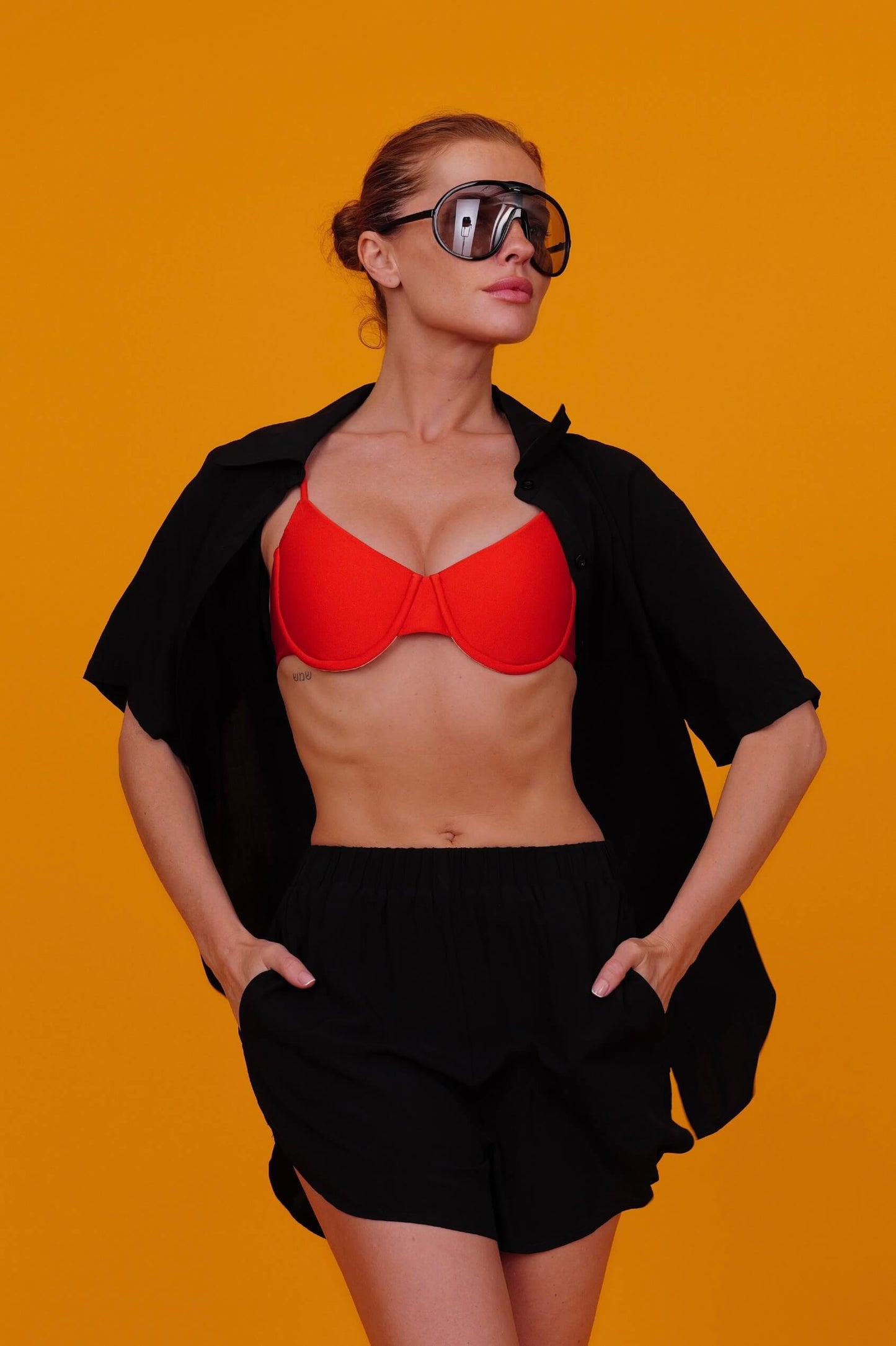 SUNSET ALLURE - BLACK