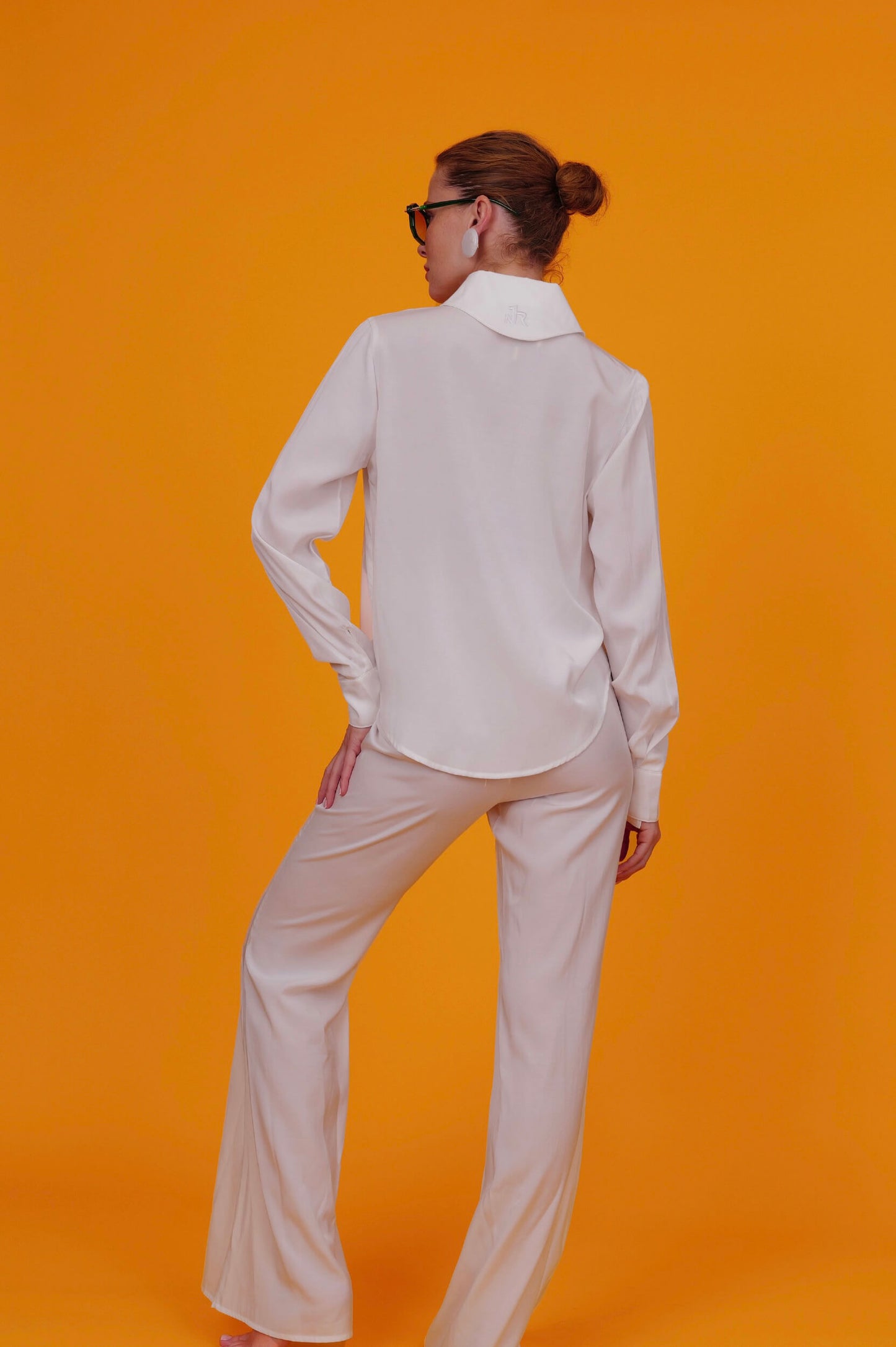 MOONLIT VOYAGE - WHITE