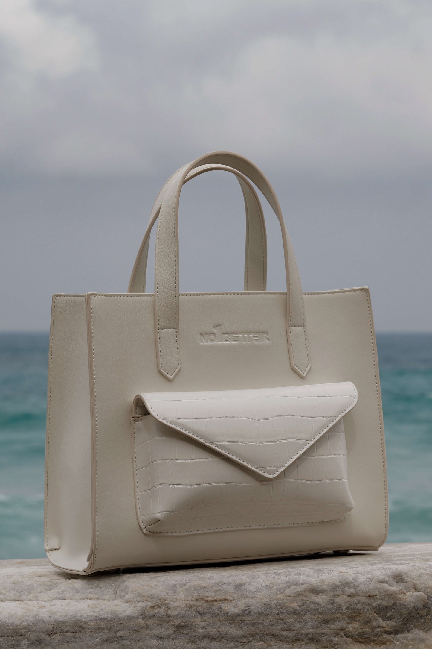 "TOTE LA SEMAINE" - WHITE MINI